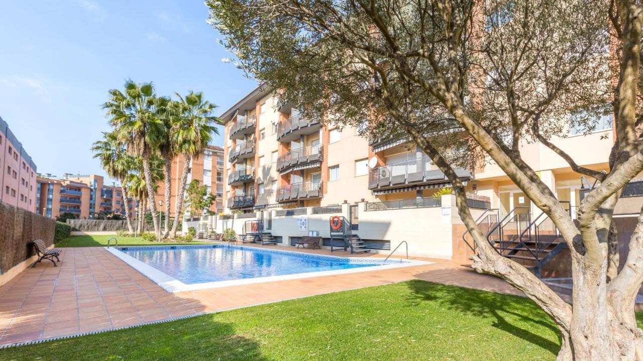2P-51 - Lloret De Mar Exterior foto